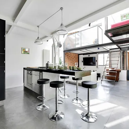 Somptuous Terrace-2br 6pcenter Of Paris
