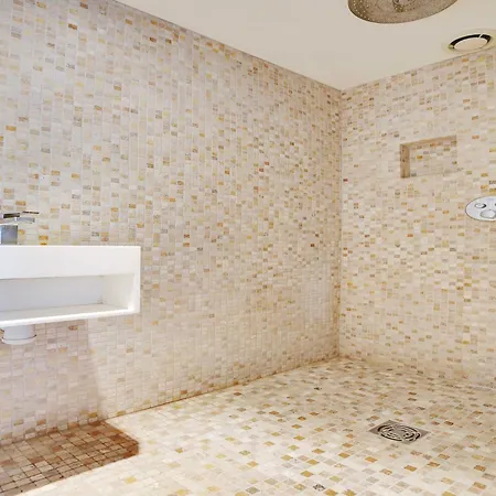 Somptuous Terrace-2br 6pcenter Of Paris