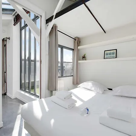 Somptuous Terrace-2br 6pcenter Of *